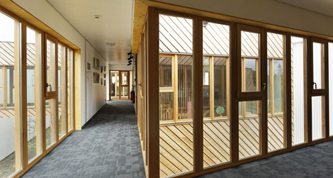 Branched Offices by Projectiles Branched Offices by Projectiles