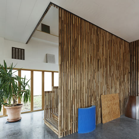 Branched Offices by Projectiles Branched Offices by Projectiles