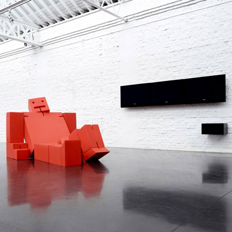 Giant Cubebot by David Weeks for Quinze & Milan and Areaware at MOST Giant Cubebot by David Weeks for Quinze & Milan and Areaware at MOST
