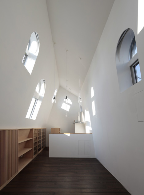 House with Eaves and an Attic by ON design House with Eaves and an Attic by ON design