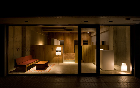 Troove Beauty Salon by Hiroyuki Miyake
