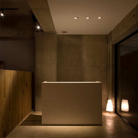 Troove Beauty Salon by Hiroyuki Miyake