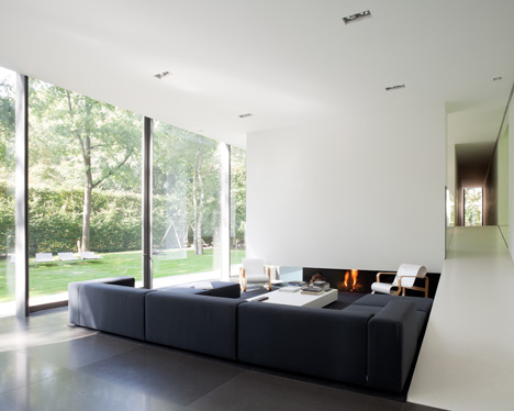 Villa Roces by Govaert & Vanhoutte Villa Roces by Govaert & Vanhoutte