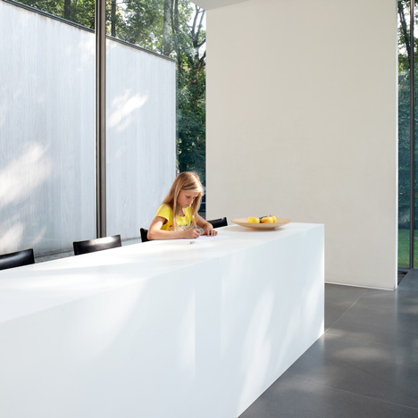 Villa Roces by Govaert & Vanhoutte Villa Roces by Govaert & Vanhoutte
