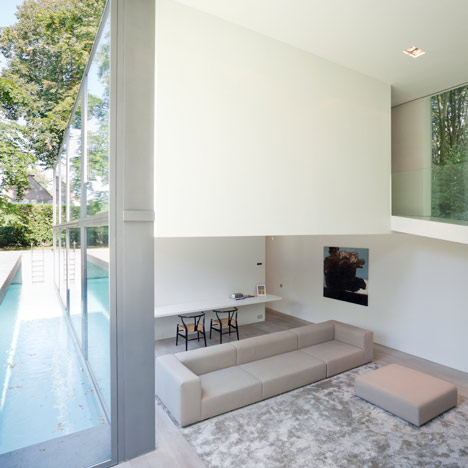 Villa Roces by Govaert & Vanhoutte Villa Roces by Govaert & Vanhoutte