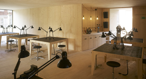 Golden Workshop by modulorbeat