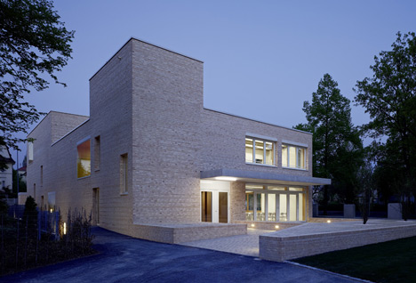 Mörike Gymnasium by Klumpp and Klumpp Architekten Mörike Gymnasium by Klumpp and Klumpp Architekten