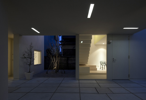 Portico by Aida Atelier and Kuno Lab Portico by Aida Atelier and Kuno Lab
