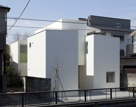 Portico by Aida Atelier and Kuno Lab Portico by Aida Atelier and Kuno Lab