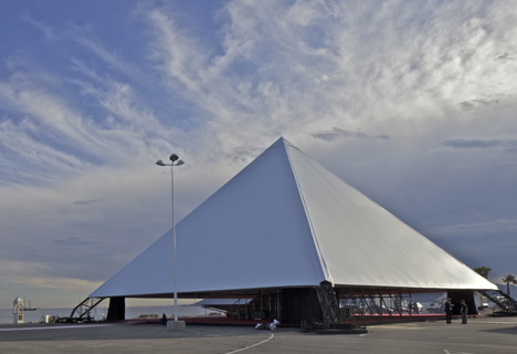 Seven screen pavilion by OMA for Kanye West