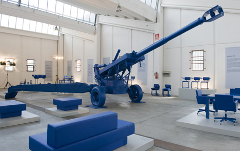 WW III by Atelier Van Lieshout for Lensvelt WW III by Atelier Van Lieshout for Lensvelt