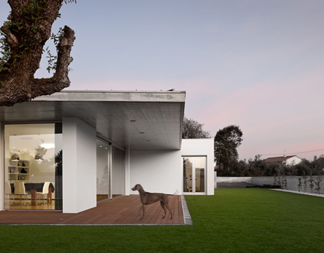 Casa Xieira II by A2+ Arquitectos Casa Xieira II by A2+ Arquitectos