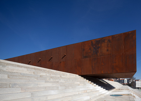 Centro Multiusos de Lamego by Barbosa & Guimarães Centro Multiusos de Lamego by Barbosa & Guimarães