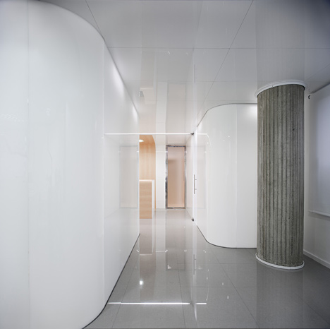 Dental Office by Estudio Hago