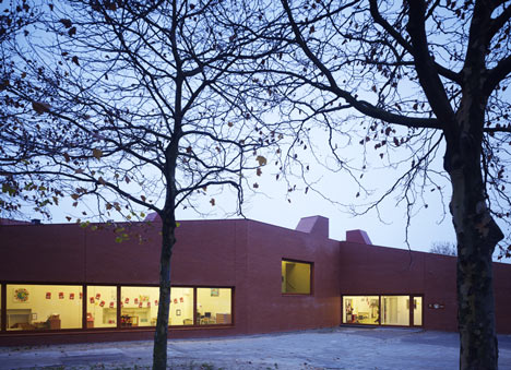 Galjoen School by Rocha Tombal Galjoen School by Rocha Tombal