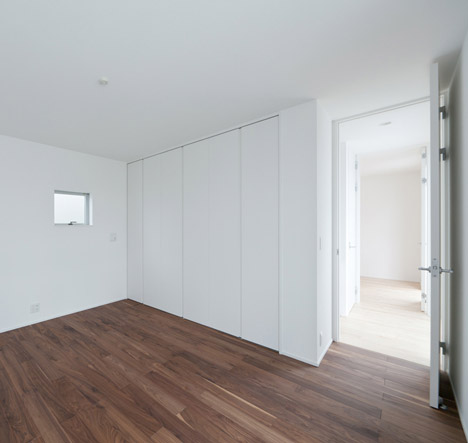 House K by Takeshi Hamada