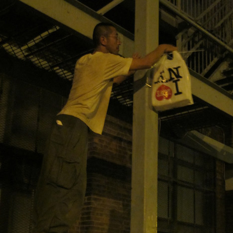 New York designer arrested for planting false bombs New York designer arrested for planting false bombs