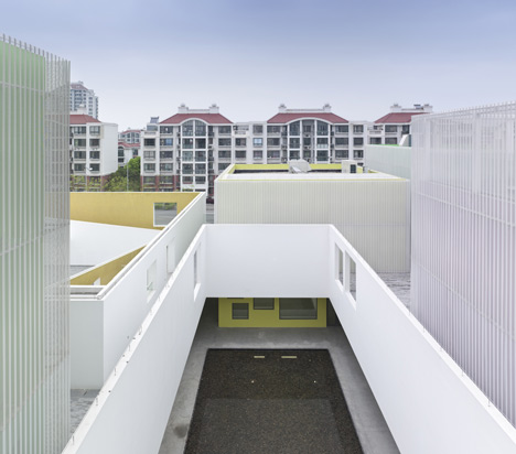 Qingpu Youth Centre by Atelier Deshaus