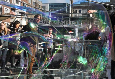 The Bubble Building by DUS Architects