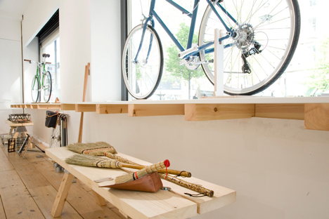 tokyobike_new_store_2 Dezeen: new tokyobike store in London