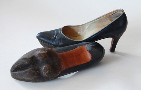 Outliers by Maskull Lasserre