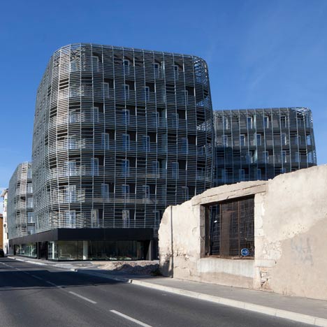 Housing in Sete by Colboc Franzen and Associes Housing in Sete by Colboc Franzen and Associes