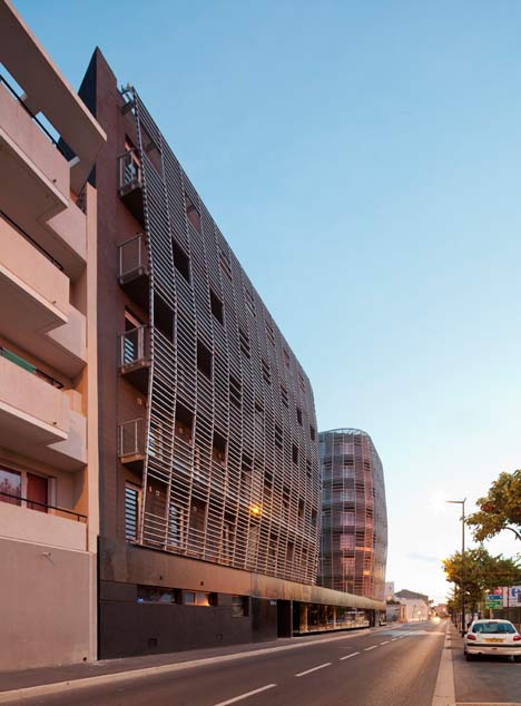 Housing in Sete by Colboc Franzen and Associes Housing in Sete by Colboc Franzen and Associes
