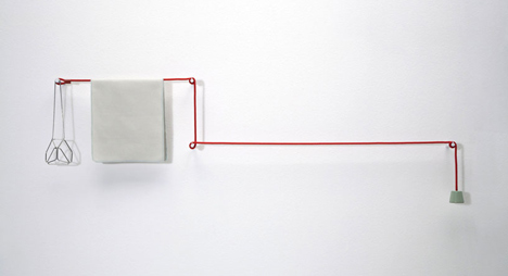 Towel Hanger by Hioomi Tahara