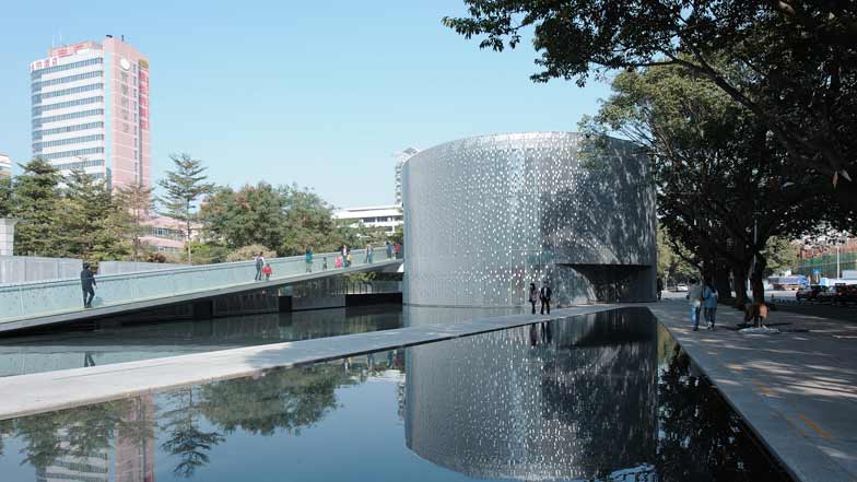Nanshan Marriage Registration Centre by Urbanus