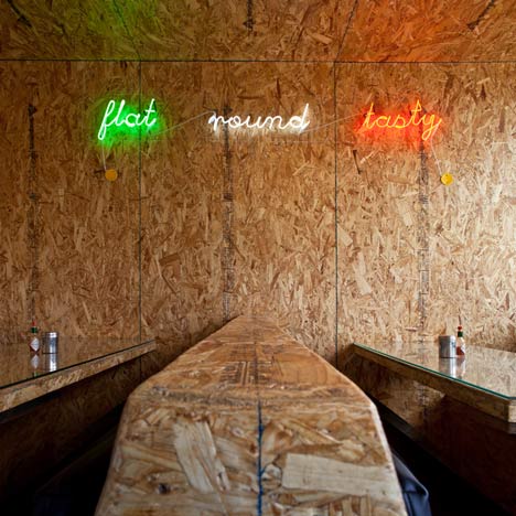 Shumis pizzeria by Studio OPA Shumis pizzeria by Studio OPA