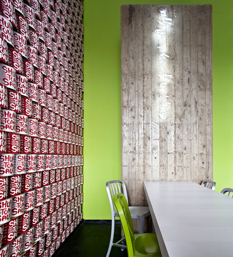 Shumis pizzeria by Studio OPA Shumis pizzeria by Studio OPA