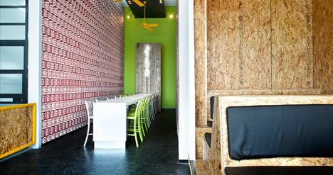 Shumis pizzeria by Studio OPA Shumis pizzeria by Studio OPA