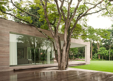 Casa Grecia by Isay Weinfeld
