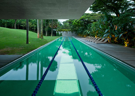 Casa Grecia by Isay Weinfeld