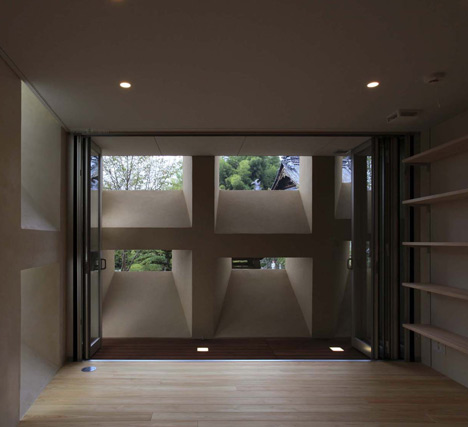 Enbutsu-do at Eifuku-ji Temple by Zai Shirakawa Architects & Associates