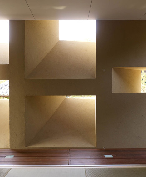 Enbutsu-do at Eifuku-ji Temple by Zai Shirakawa Architects & Associates