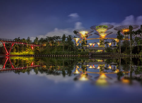 Gardens By The Bay by Grant Associates and Wilkinson Eyre