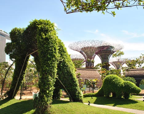 Gardens By The Bay by Grant Associates and Wilkinson Eyre