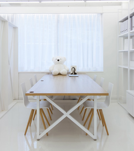 Khan Project Office by Khan Project Khan Project Office by Khan Project