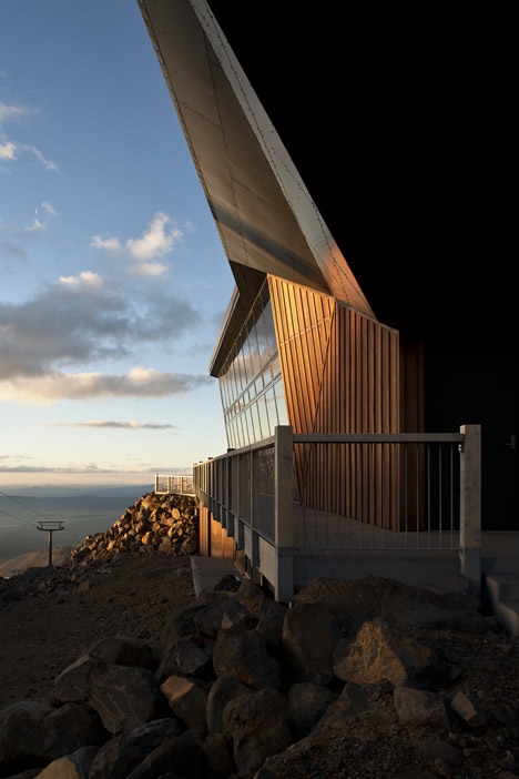 Knoll Ridge Cafe by Harris Butt Architecture Knoll Ridge Cafe by Harris Butt Architecture