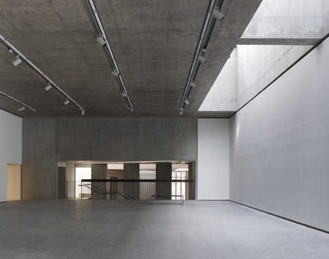 MAC Belfast by Hackett Hall McKnight MAC Belfast by Hackett Hall McKnight