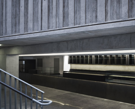 MAC Belfast by Hackett Hall McKnight MAC Belfast by Hackett Hall McKnight