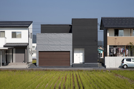 Terrace Step House by HUG Terrace Step House by HUG