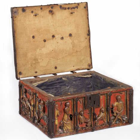 V&A museum to open new permanent furniture gallery