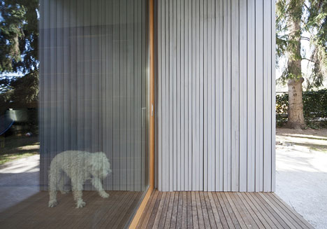 Villa T-Extension by OFIS Arhitekti