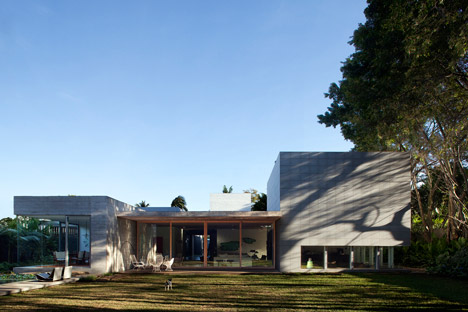 Yucatan House by Isay Weinfeld Yucatan House by Isay Weinfeld