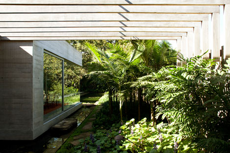 Yucatan House by Isay Weinfeld Yucatan House by Isay Weinfeld