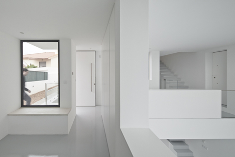 Casa DJ by [i]da Arquitectos