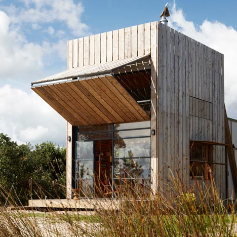 Hut on Sleds by Crosson Clarke Carnachan Architects