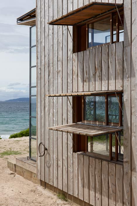Hut on Sleds by Crosson Clarke Carnachan Architects